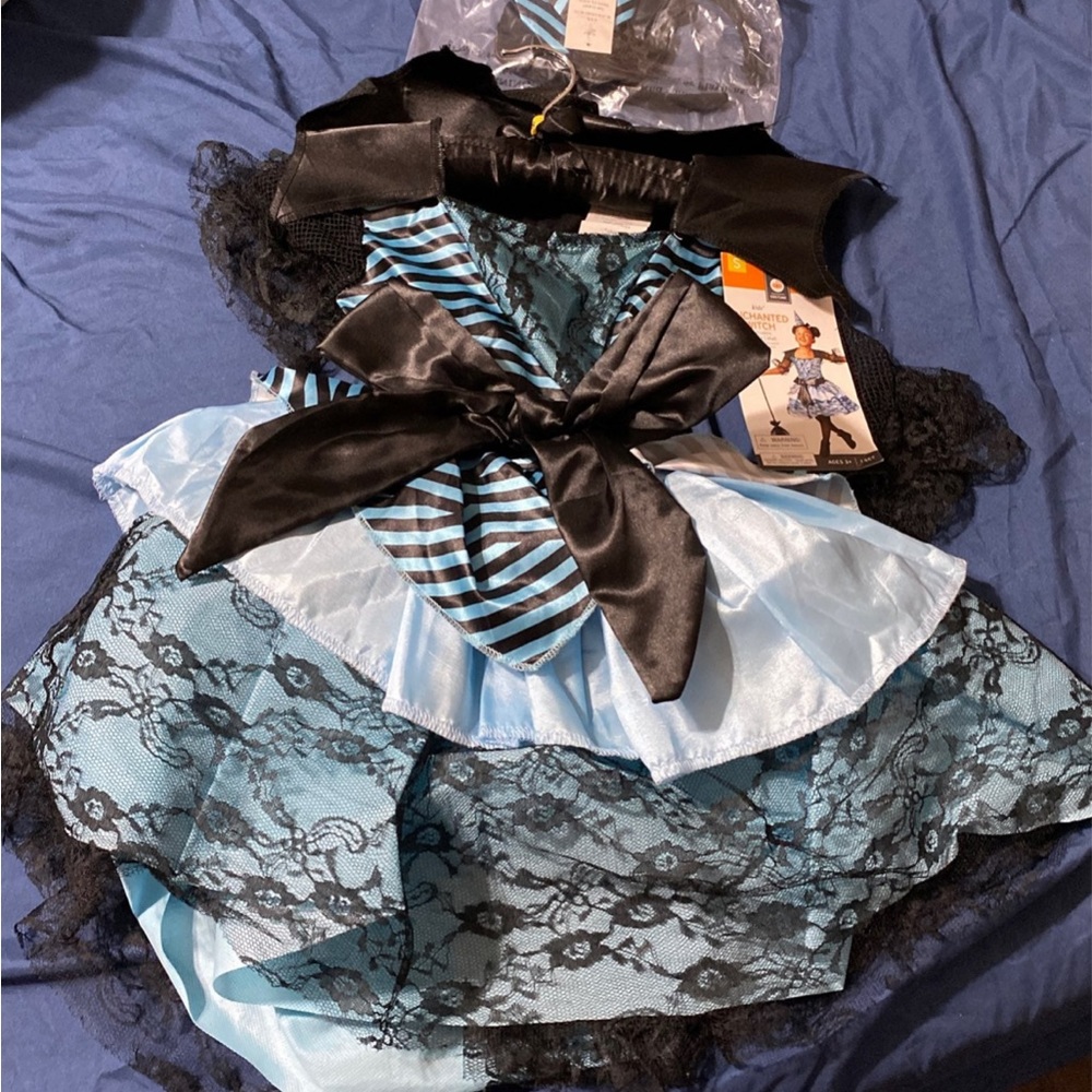 Girls Halloween costume New enchanted witch small 4 6